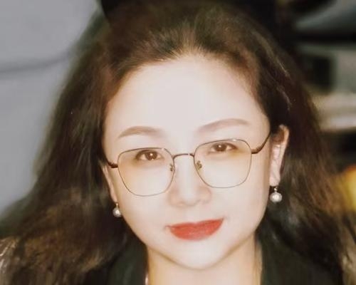 刘振艳